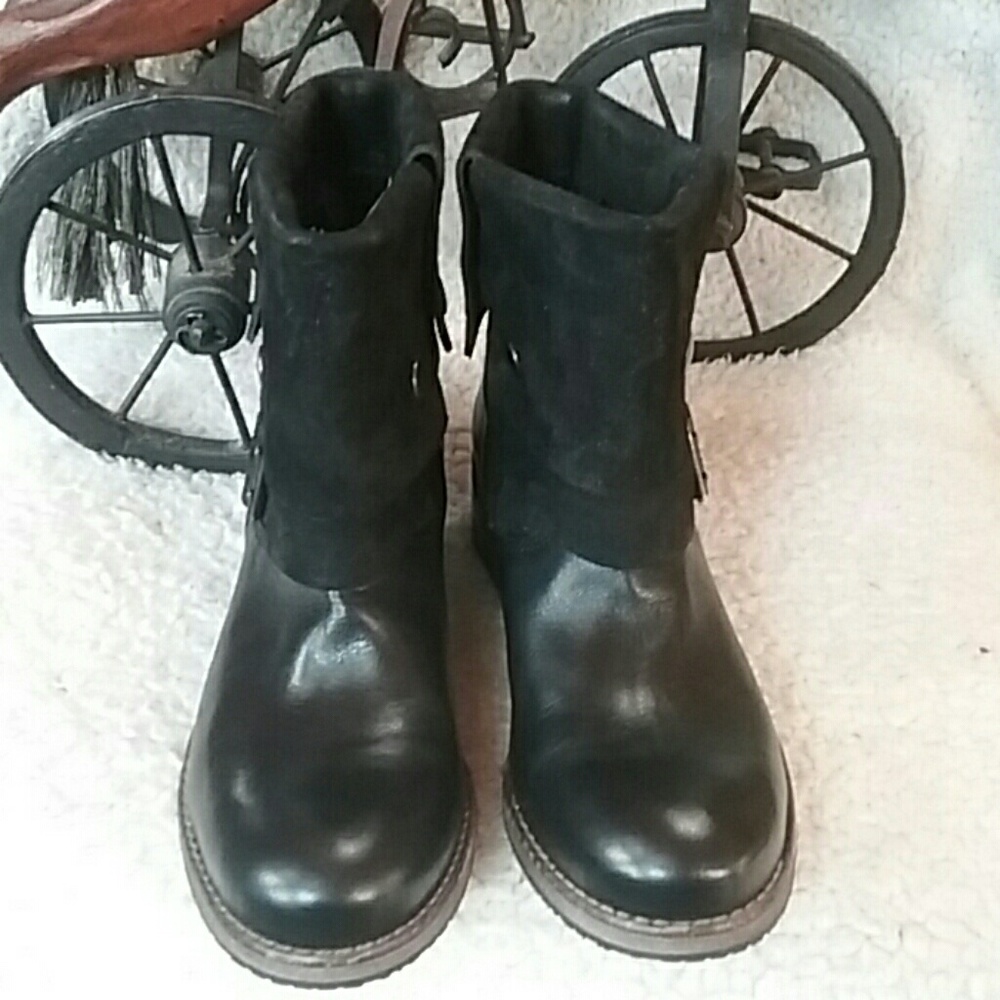 Clarks ankle booties - Picture 3 of 8